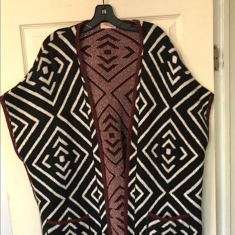 Poncho sweater